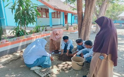 Siswa Fase- E SMAN Cicalengka Melakukan Kegiatan P5 dengan Tema Kewirausahaan